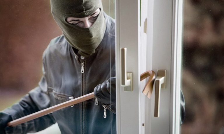 Pencurian logam di Dunia